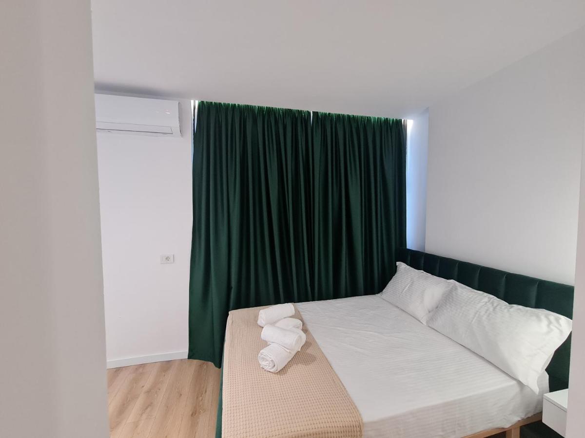 Am Luxury Apartment Tirana Exterior photo