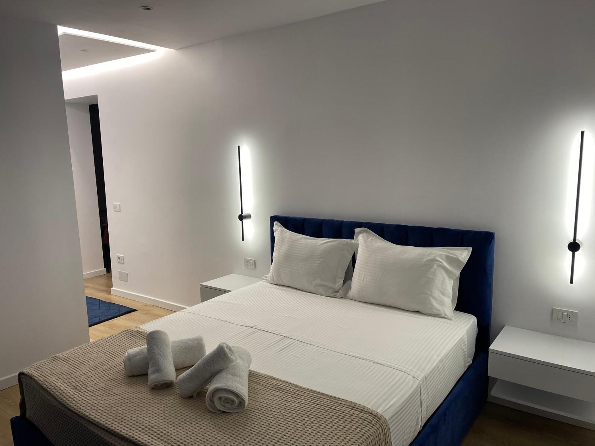 Am Luxury Apartment Tirana Exterior photo